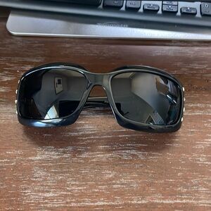 Oakland Raiders FSG125W Raiders black sunglasses with logo arms